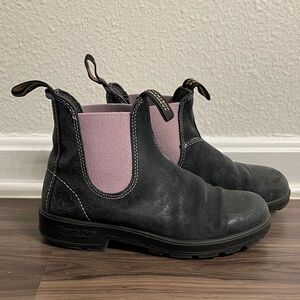 Blundstone Suede Boots